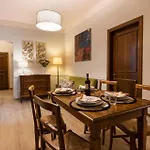 - Ariento Giuditta 2 Bdr Aparthotel Firenze