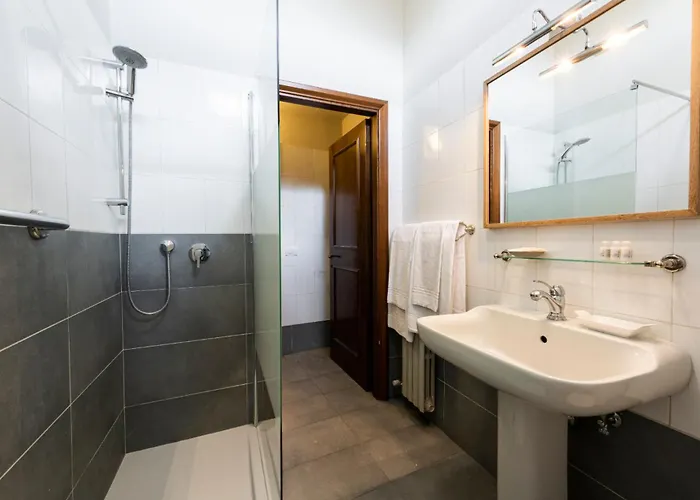 - Ariento Giuditta 2 Bdr Apart Otel Floransa